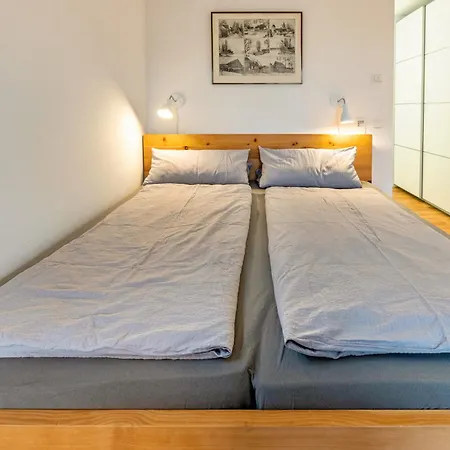Sonnenhalde Apartment *