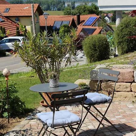 Sonnenhalde * Moos (Baden-Wurttemberg)